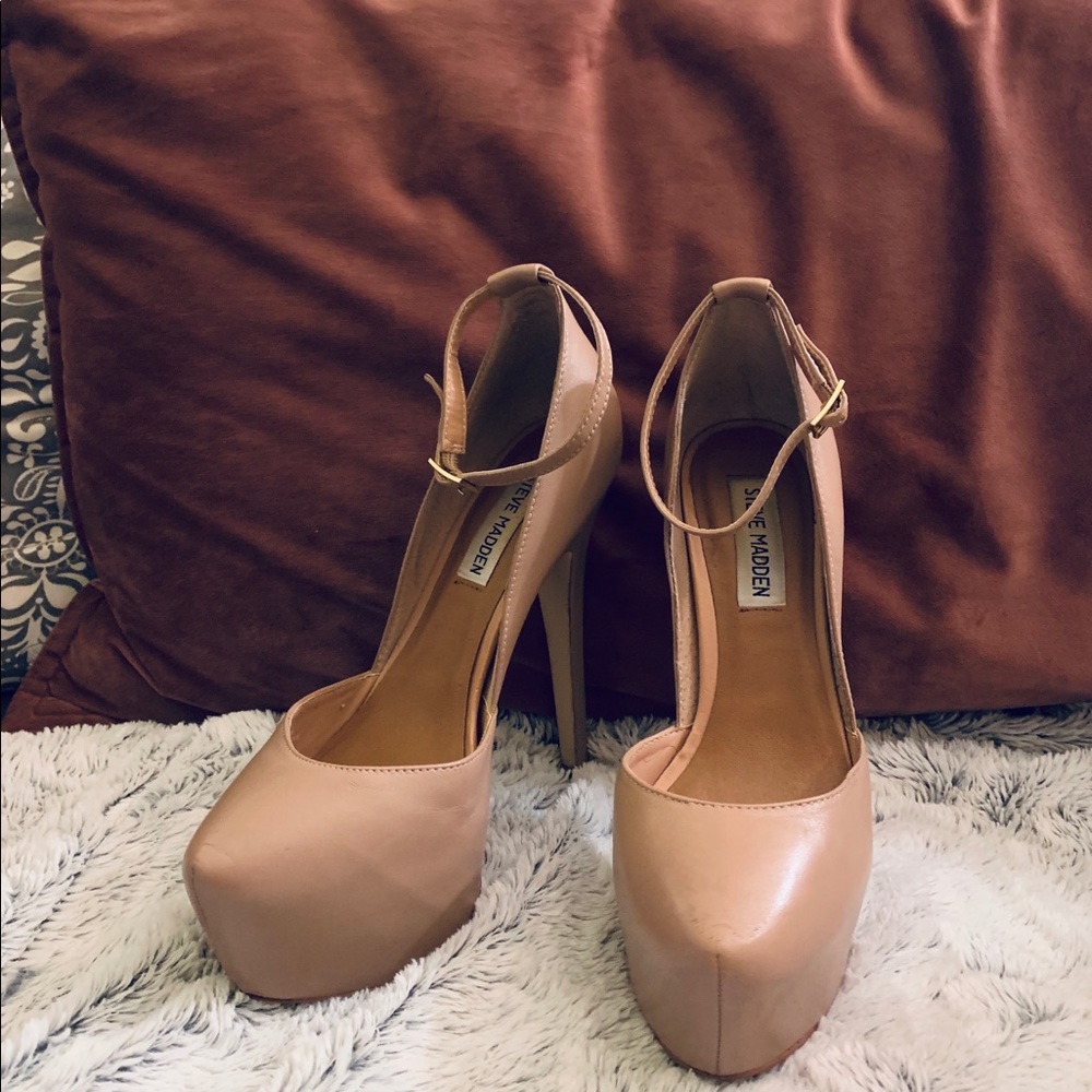 Steve Madden Platform Nude Heels